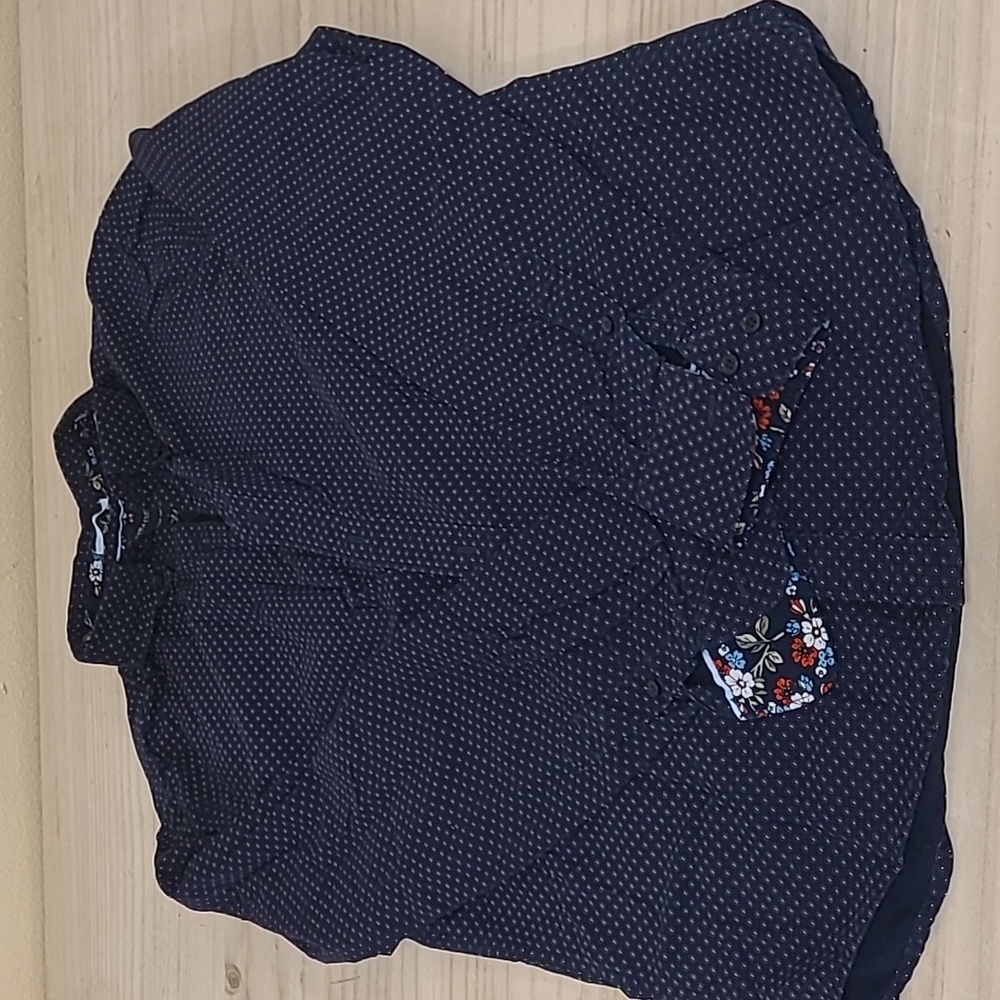 3/$15🚨WAS    $40    DENIM and FLOWERS Ricky Singh men's shirt.